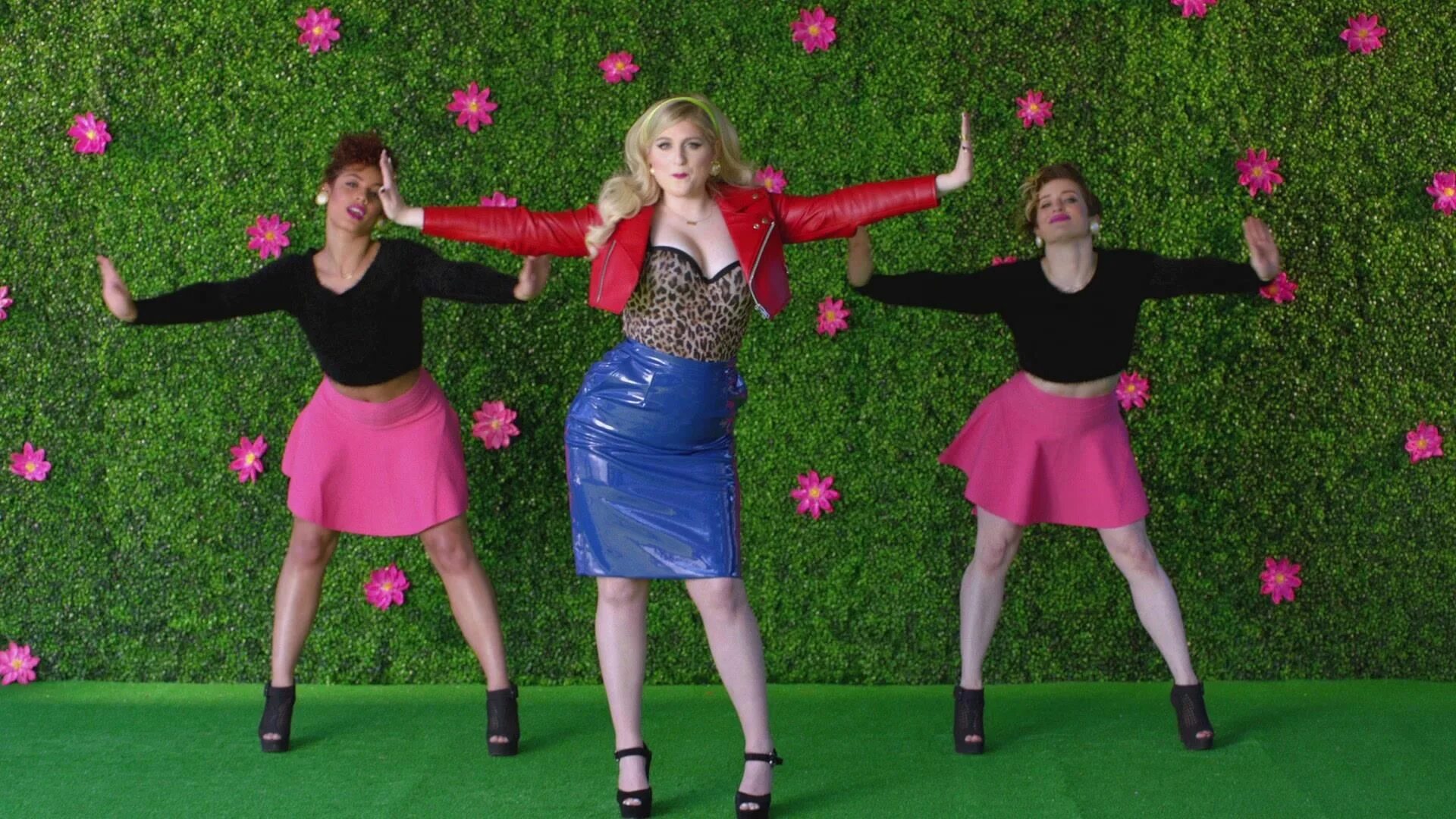 Meghan trainor dear. Меган трейнор no. Меган трейнор 2023. Dear future husband. Деар фьючер хасбенд.
