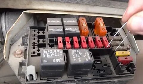 Газель некст предохранитель под капотом