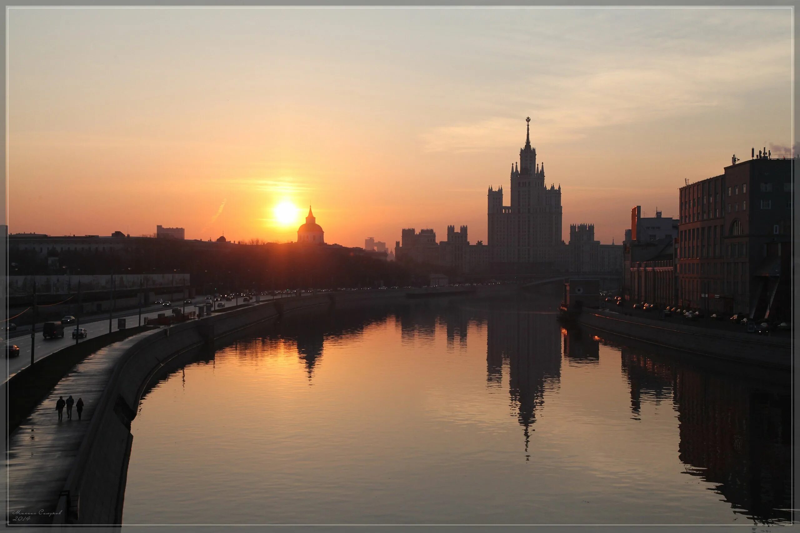 Рассвет на Москве реке Мусоргский. Москва-река Кремль рассвет. Утро на Москве реке Мусоргский. Раннее утро в Москве.