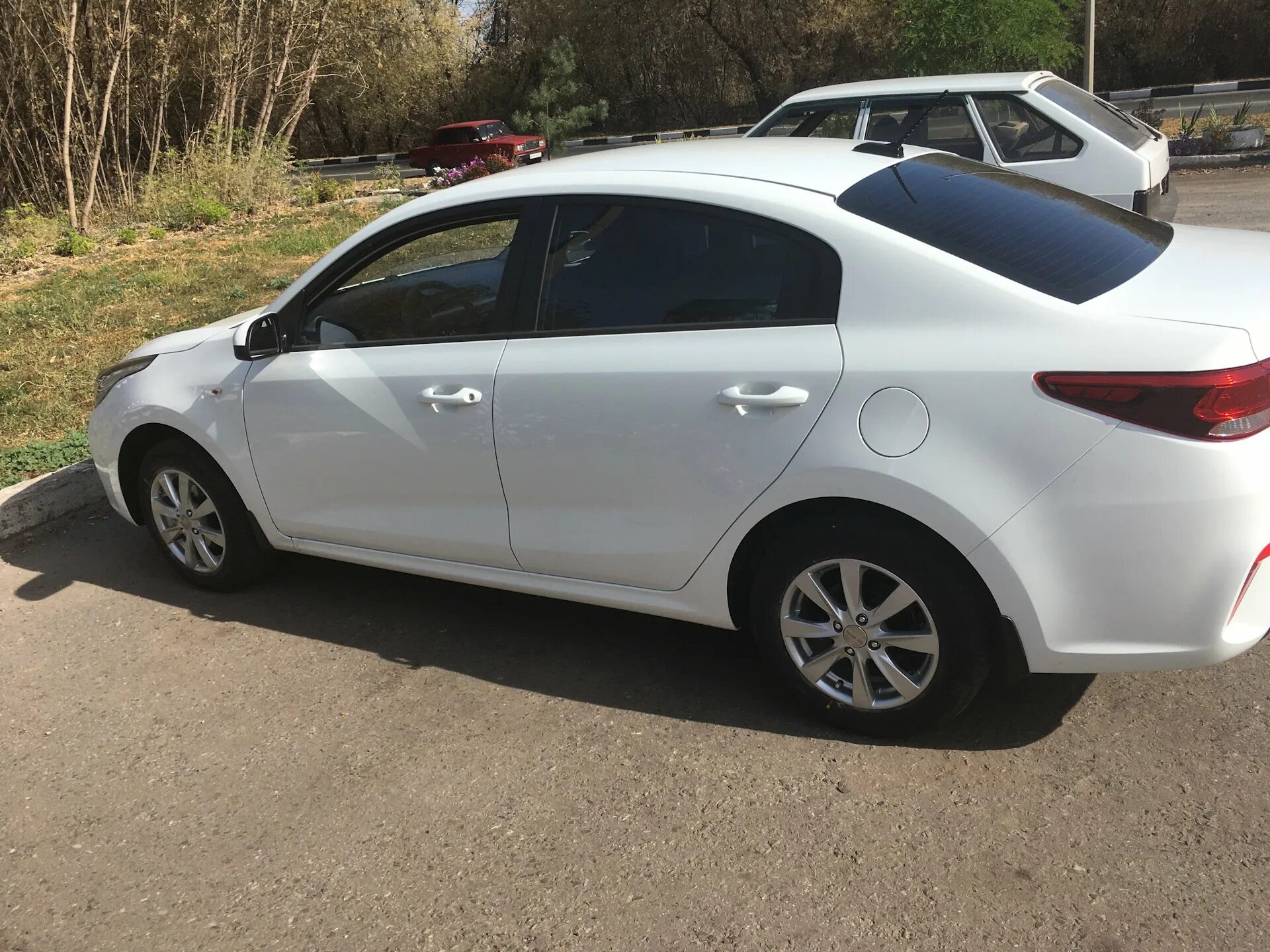 Какие диски рио 3. Kia rio 4 r15. kia rio 4 r16. киа рио 4 на 16 дисках. nz r16 kia rio.