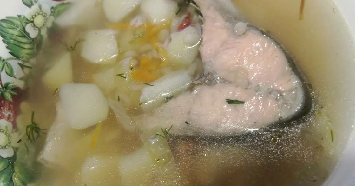 рыбный суп из горбуши. рыбный суп скаген. уха с горбушей. уха из минтая. уха из горбуши пошагово.