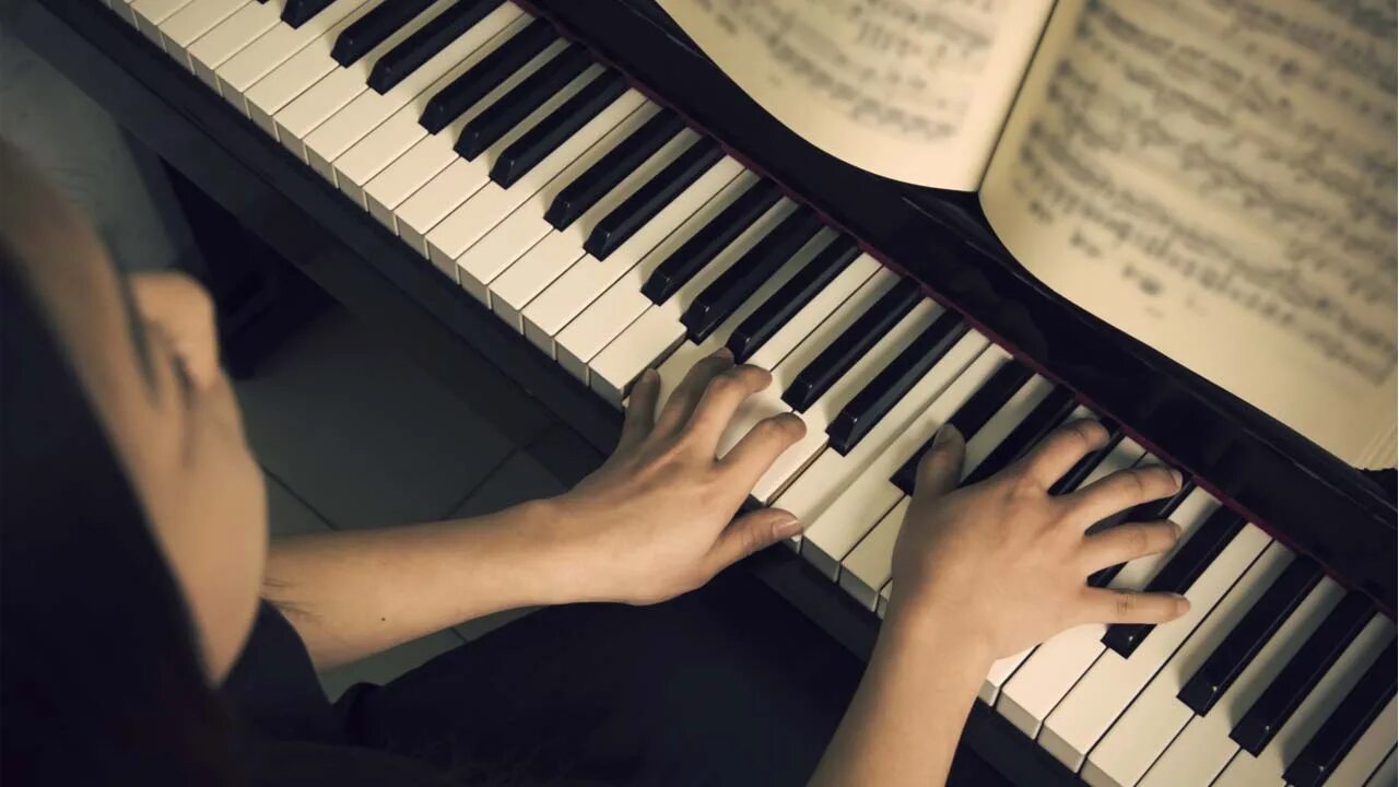 Руки играющие на пианино. Пианино. Play the Piano. I Play the Piano. I can playing the piano