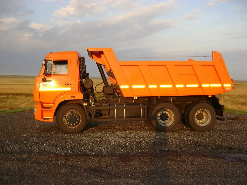 Камаз 65115 пробег. Камаз 65115-50 самосвал. самосвал камаз 65115-6058-48. самосвал камаз 65115-6058-50. камаз 65115 самосвал евро 5.