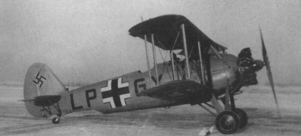 Heinkel he 50. Хейнкель 112. He 50. He 50. He 50.