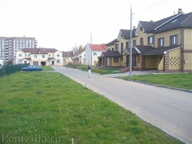 Московская обл новое ступино. Ступино московская область улица чайковского. ступино таунхаусы чайковского. микрорайон юго-западный ступино. таунхаус в ступино.