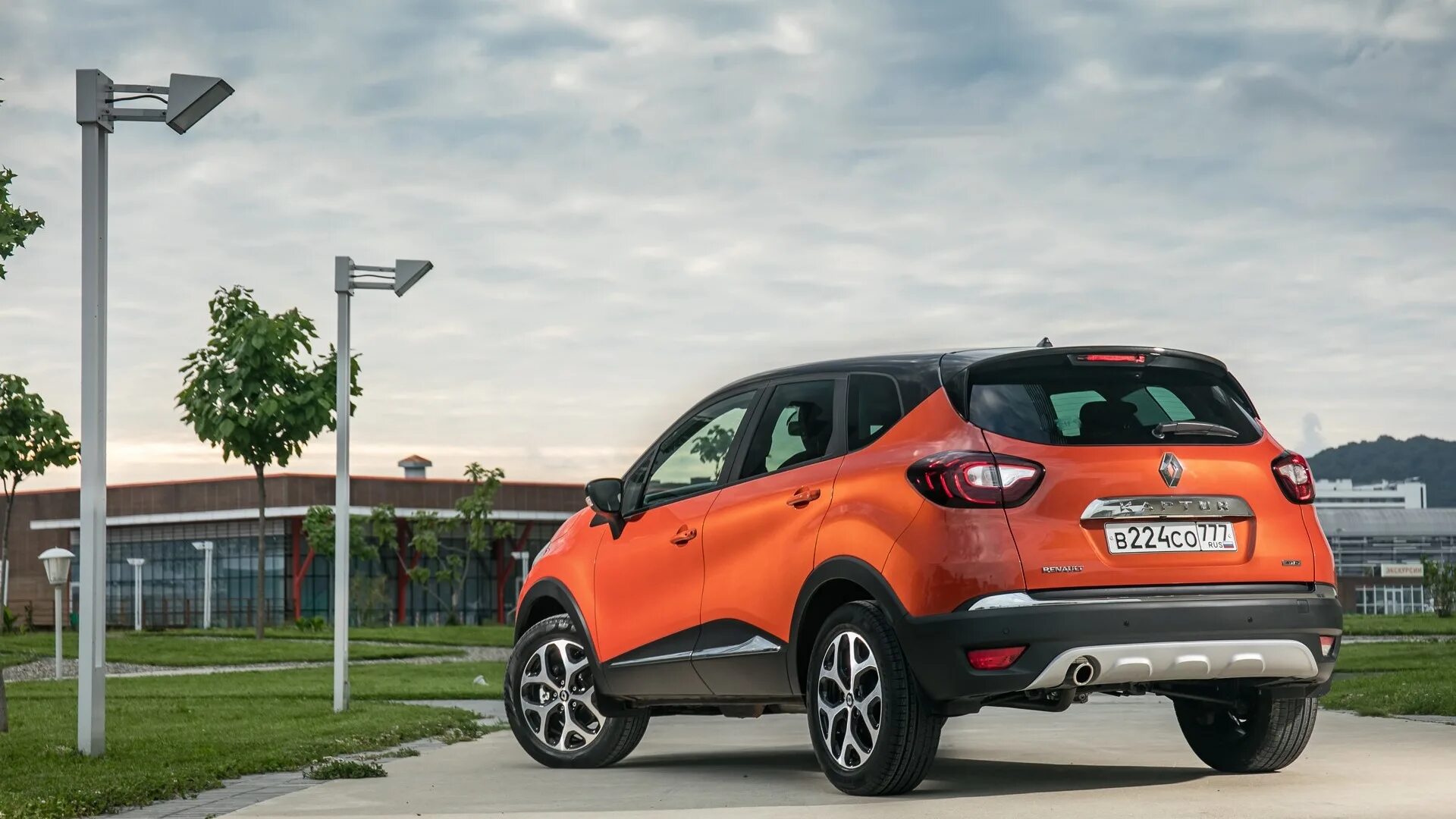 Renault kaptur купить. Renault Kaptur. Рено Ренаулт Каптур. Renault кроссовер Captur. Рено Каптур 2016.