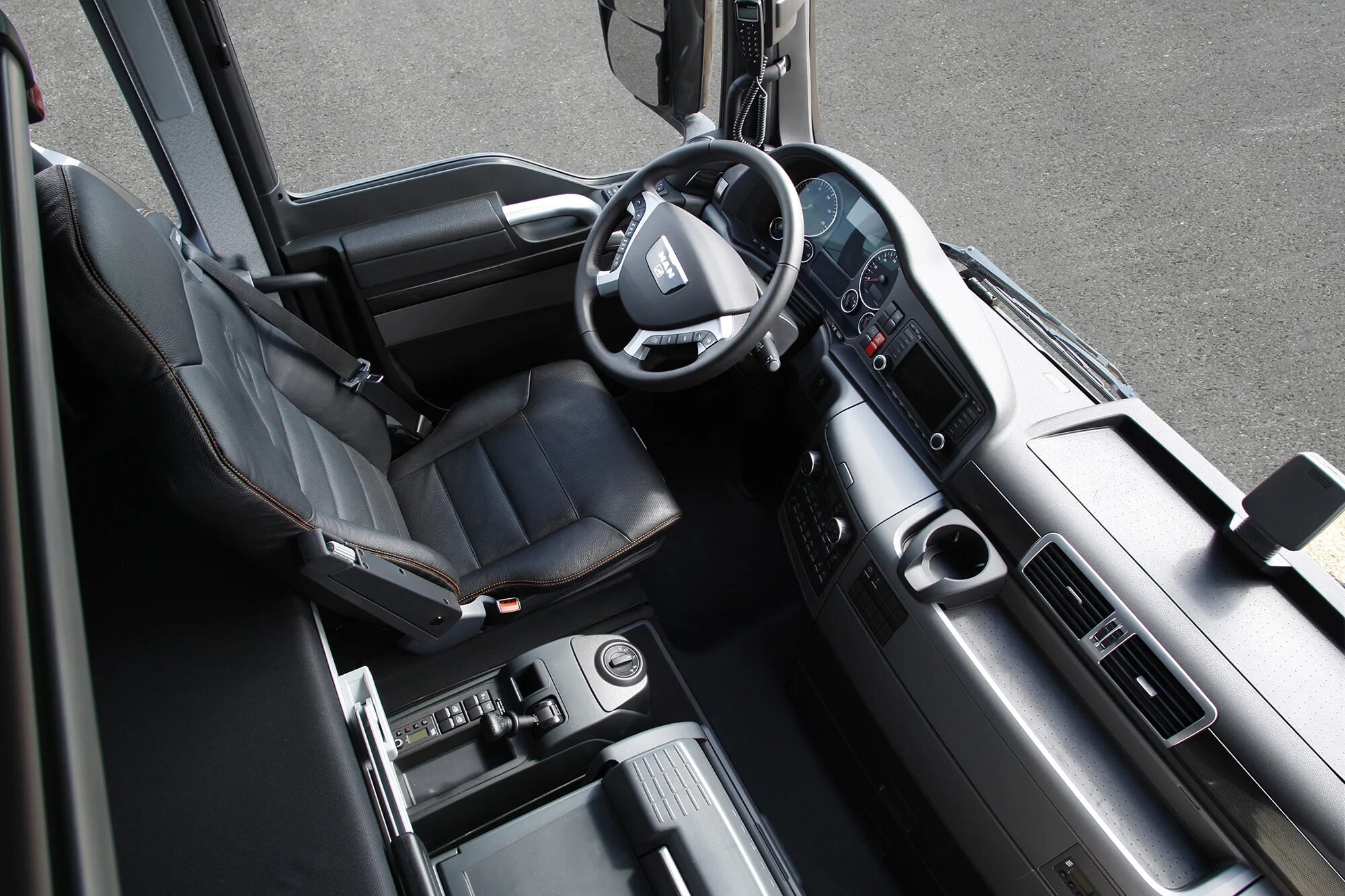 Кабина ситрак тягач. Ман тгх салон кабины. man tgx 2025 кабина. man tgx xxl кабина. ман tgx 480 кабина.