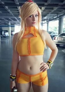 Samus cosplay
