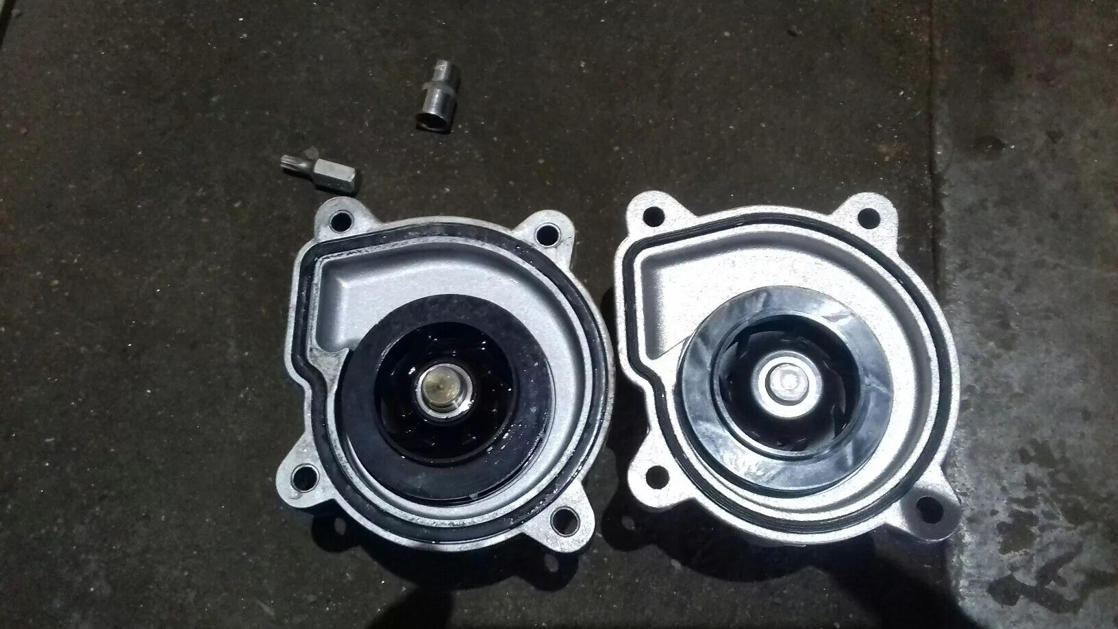 отличить оригинальную помпу