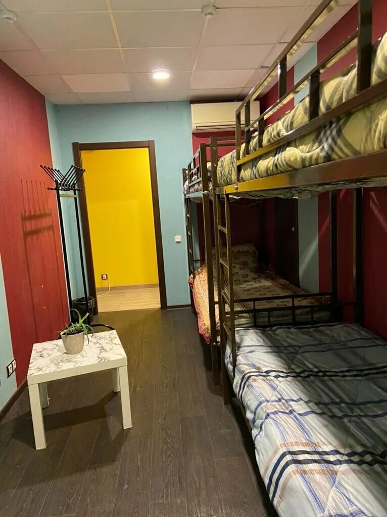 Общежитие рядом со мной. Хостел бор на волге конаково. Общежитие для рабочих. Общежитие в бору. Конаково хостелы.