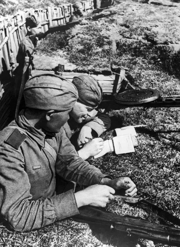 А на передовой то затишье то бой. А на передовой то затишье то бой. А на передовой то затишье то бой. А на передовой то затишье то бой. Горные егеря вермахта в заполярье.