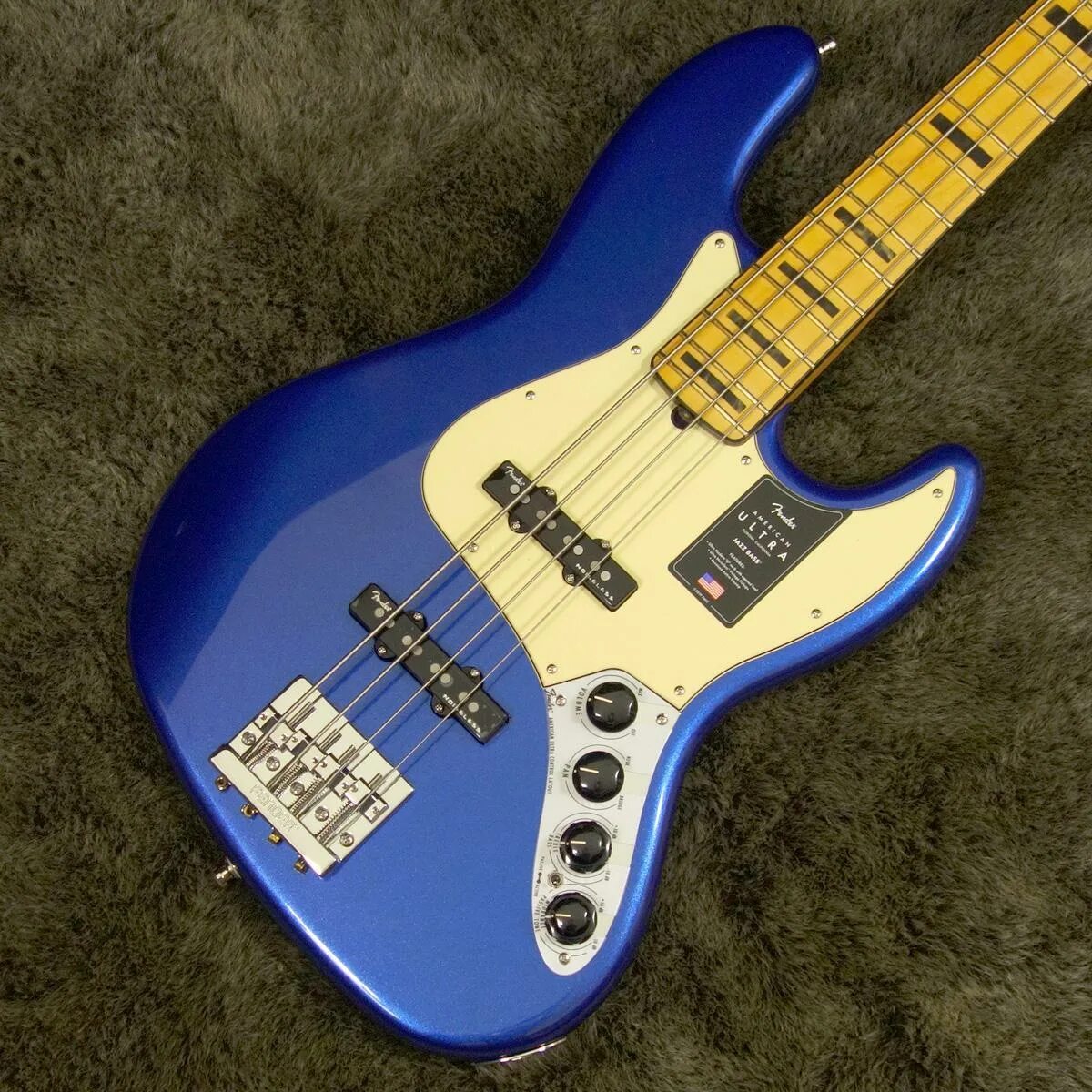 Fender Jazz Bass Blue. Fender Ultra Jazz Bass. Fender Jazz Bass синий. Fender Ultra Jazz Bass American 2019.