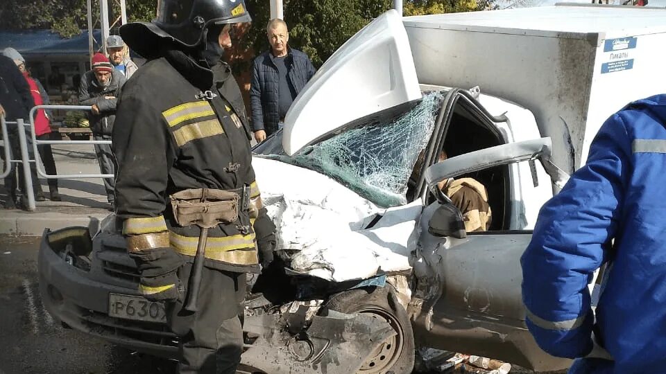 Авария героев Танкограда Бажова. Авария в Челябинске на ЧТЗ. Авария в Челябинске сегодня. 74 ру происшествия сегодня