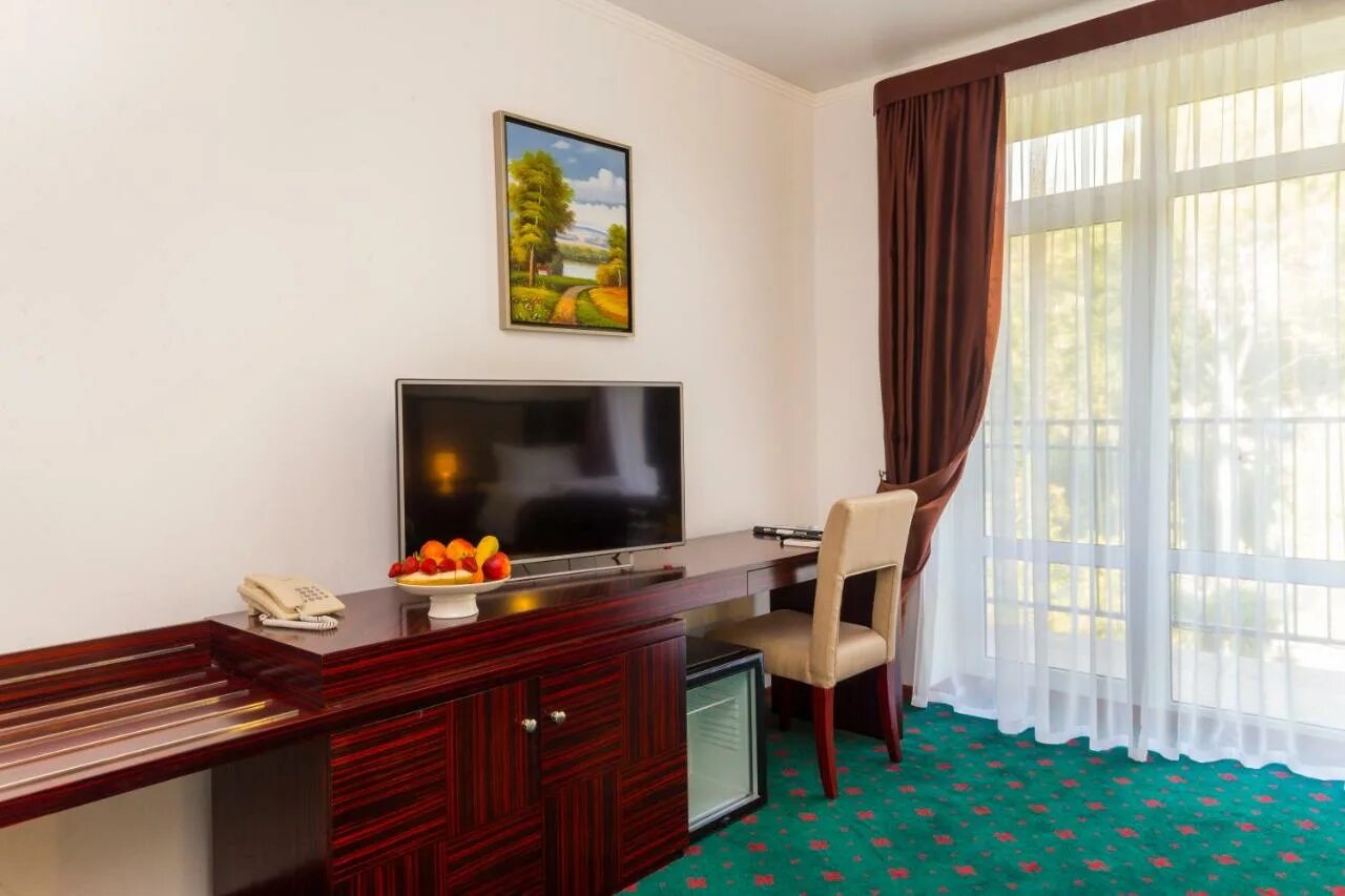 Веллнесс парк отель гагра. 7 106 фото wellness park hotel gagra. Отель wellness park 4* гагра абхазия. Wellness hotel gagra 5 абхазия. Велнесс парк отель гагра 4.