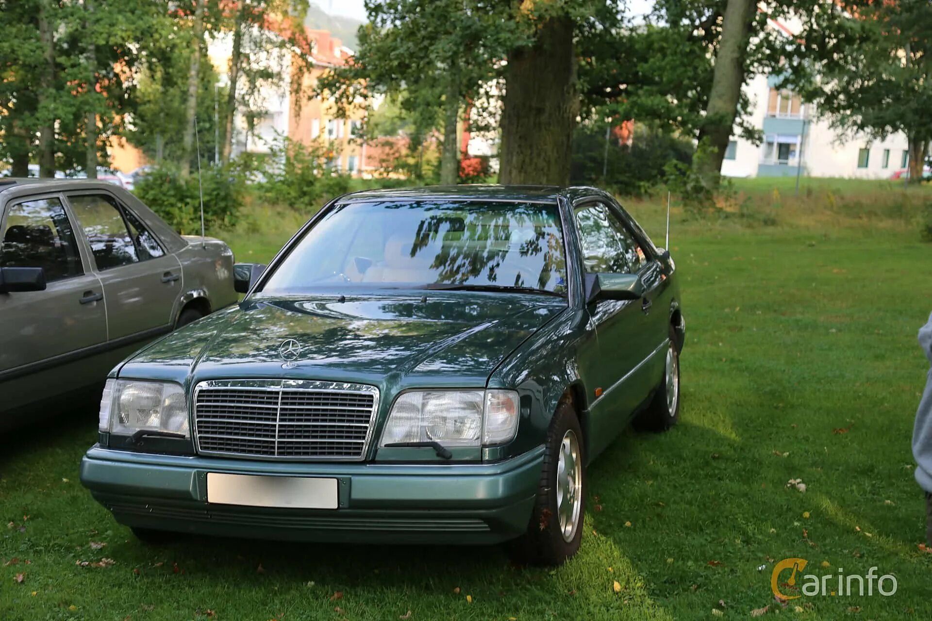 Тёплые дни - Mercedes-Benz 190 (W201), 2 л, 1991 года просто так DRIVE2