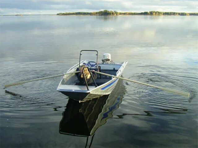 Урал 440 лодка. Лодка мастер 450. Мастер 410 с тентом. Боевой мастер 410. Ходовой тент мастер 410.