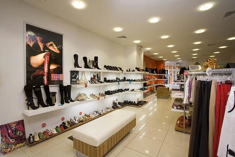 магазин одежды для детей. открытые магазины одежды и обуви. магазин спорт одежды. бутик уличной одежды. бутики обувь женская.