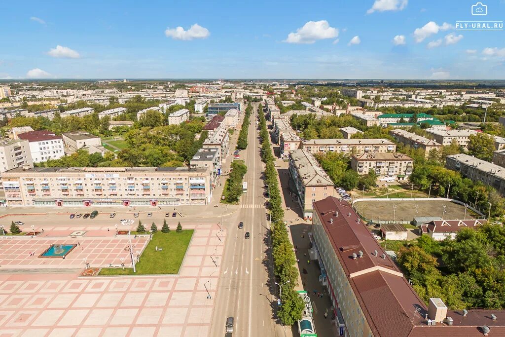 Сайт г каменск уральский. Каменск-Уральский. Город Каменск-Уральский Свердловская область. Город Каменск Уральск. Каменск-Уральский площадь города.