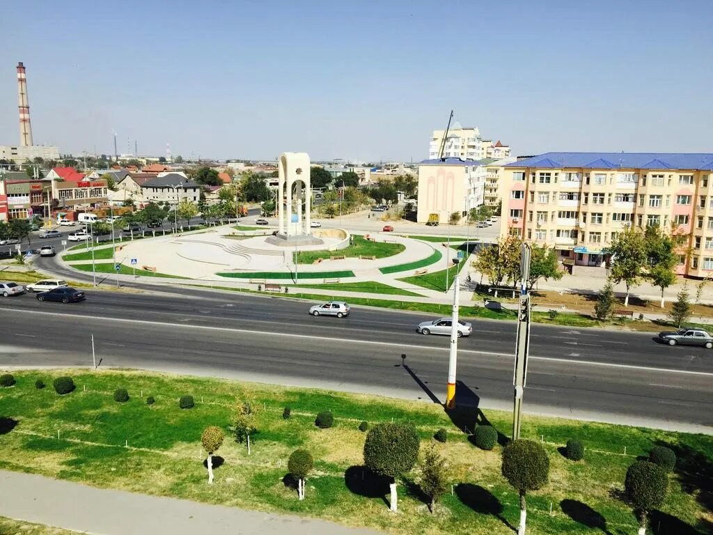 Тараз фото. Тараз город в Казахстане. Город Тараз площадь. Джамбул Казахстан. Тараз Казахстан панорама.