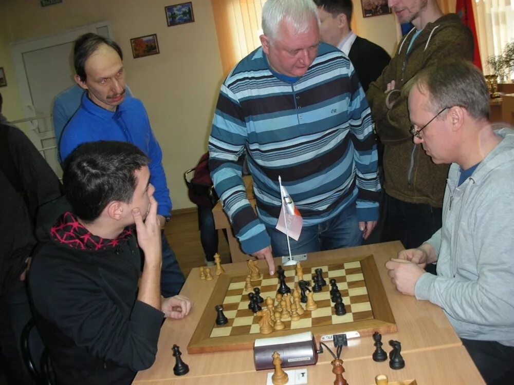 популярные игры среди мальчиков. призы чемпионата мира по шахматам. ашмарино шахматы.