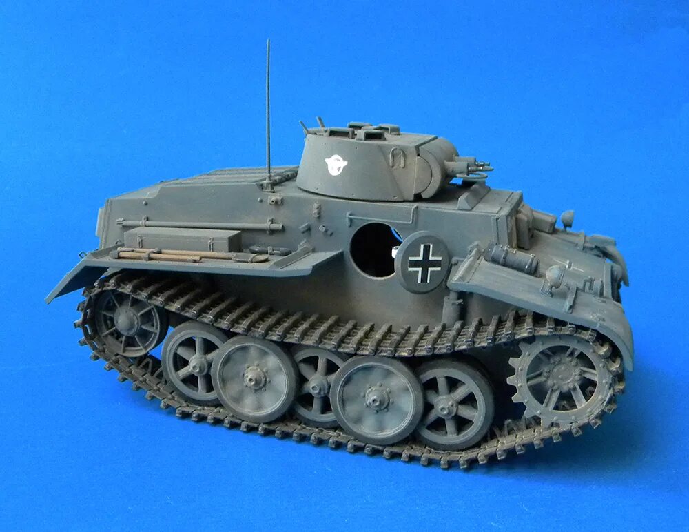 Pz kpfw 1 ausf. PZ 1 Ausf f. PZ Kpfw 1 Ausf f. PZKPFW 1 Ausf f 1/35. Cb35143 танк Panzerkampfwagen i Ausf.f (vk18.01) (1:35) Bronco.