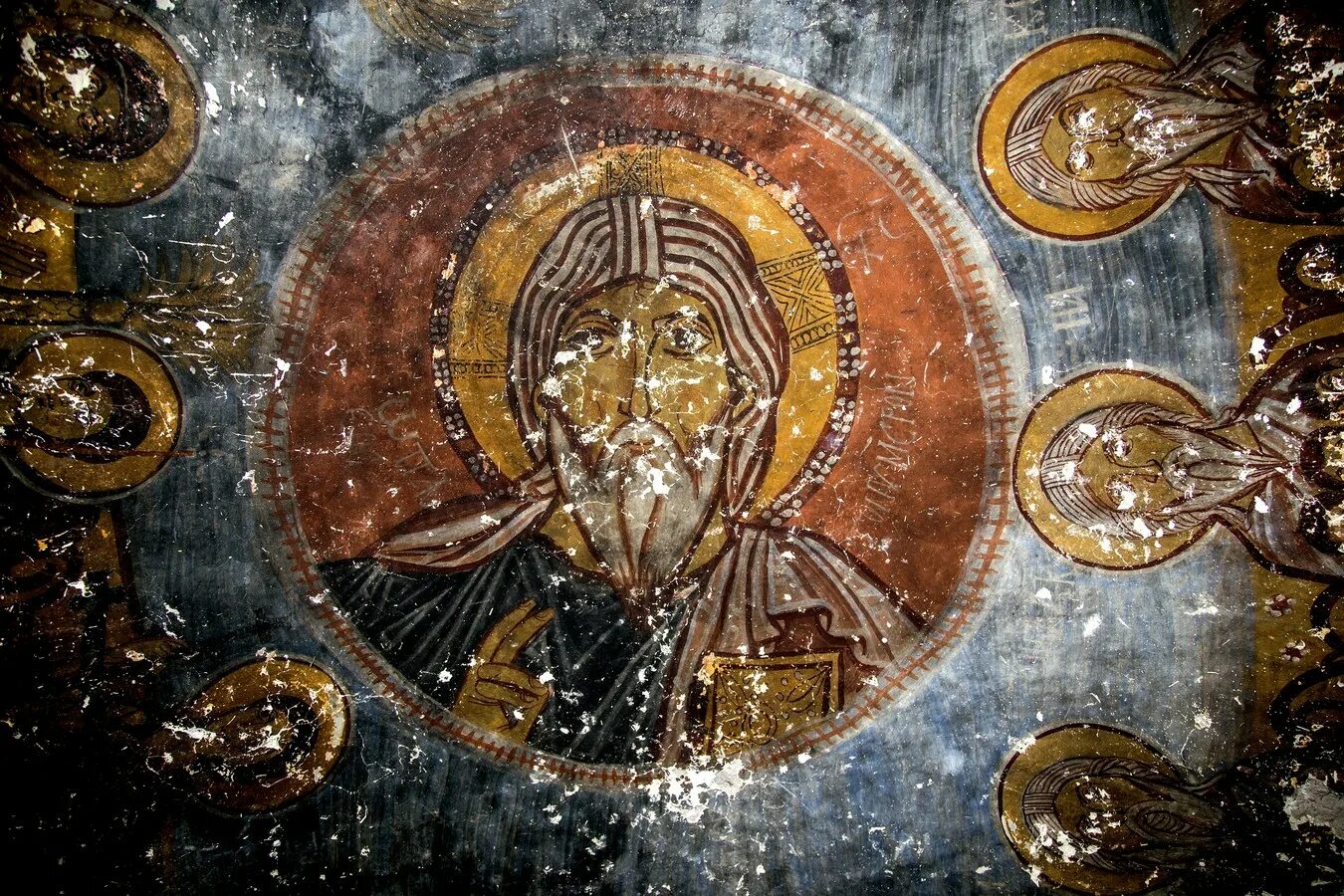 Христос ветхий. Христос Ветхий денми. Ветхий денми иконография. Ветхий денми фреска Сербия. Византия фрески Каппадокия.