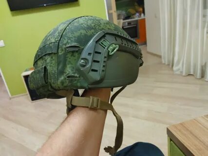 Шлем шести королей выставочный турнир