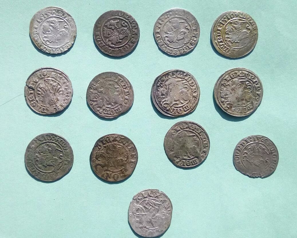 монеты вкл. монеты полоцкого княжества. монеты великого княжества литовского. монеты великого княжества литовского. старые литовские монеты.