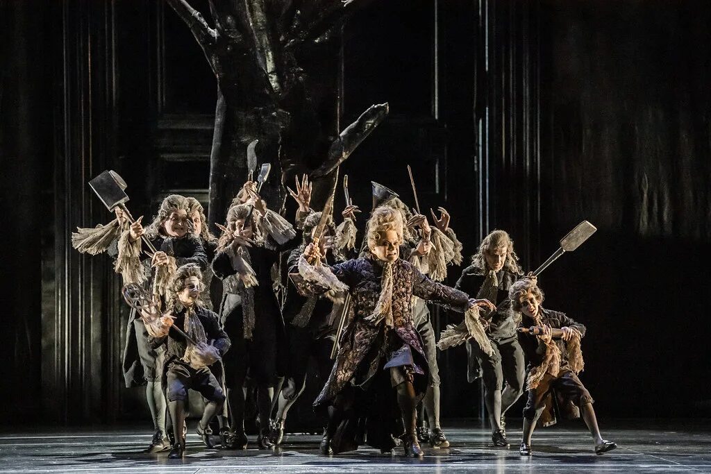 Содержание оперы волшебная флейта моцарт. The royal opera house the magic flute. зарастро волшебная флейта royal opera house. волшебная флейта моностатос. «волшебная флейта» (1791).