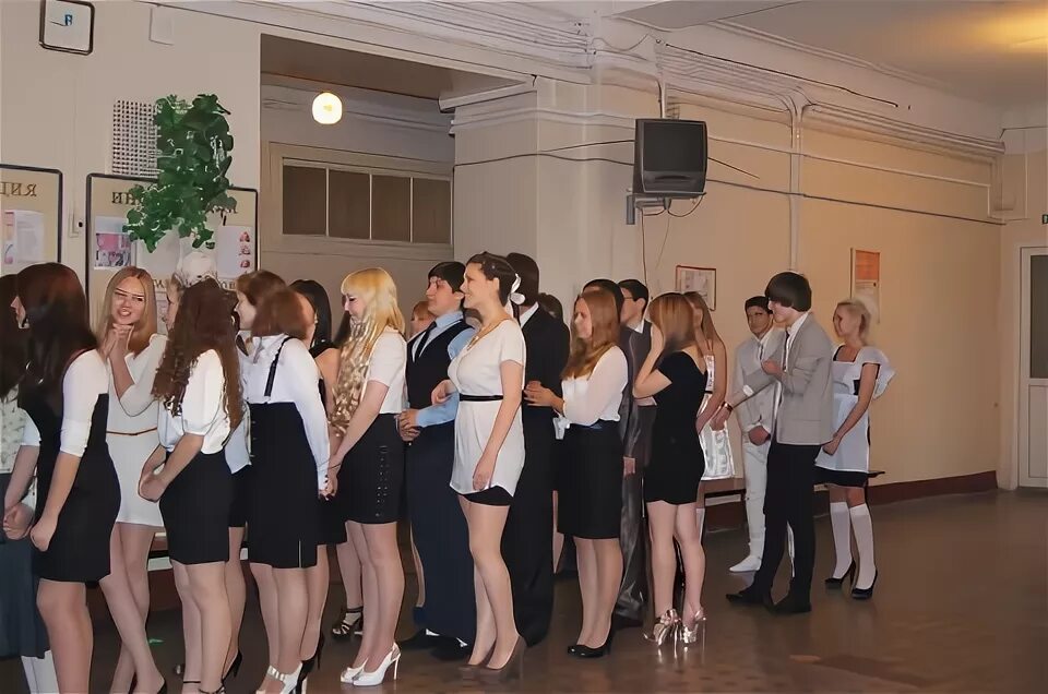 Как называется средняя школа. Школа 337 санкт-петербург. школа номер 337 спб. школа 337 невского района санкт-петербурга. столовая 337 школы.
