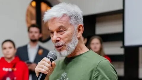 Участник раз