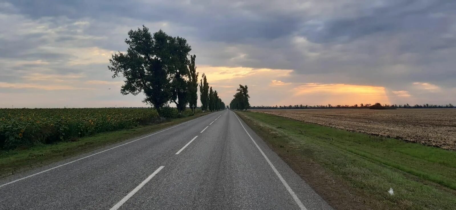 Ставрополь дорога. Новопавловск зольская. Дтп в зольском районе вчера. Станица зольская ставропольского края в 1961 году. Обочина.
