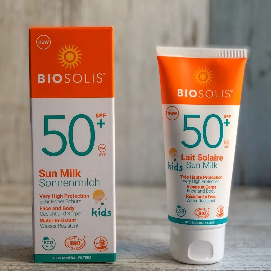 Солнцезащитное молочко для тела spf 50. Biosolis SPF. Молочко солнцезащитное детское. Детское солнцезащитное молочко для тела и лица. Солнцезащитные средства с органическим составом.