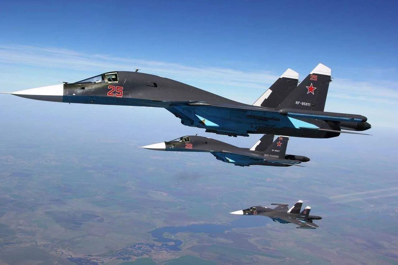 Российские самолеты вкс. Су-34 истребитель. Су 35 вкс. Су-34 бомбардировщик. Российские самолеты вкс.