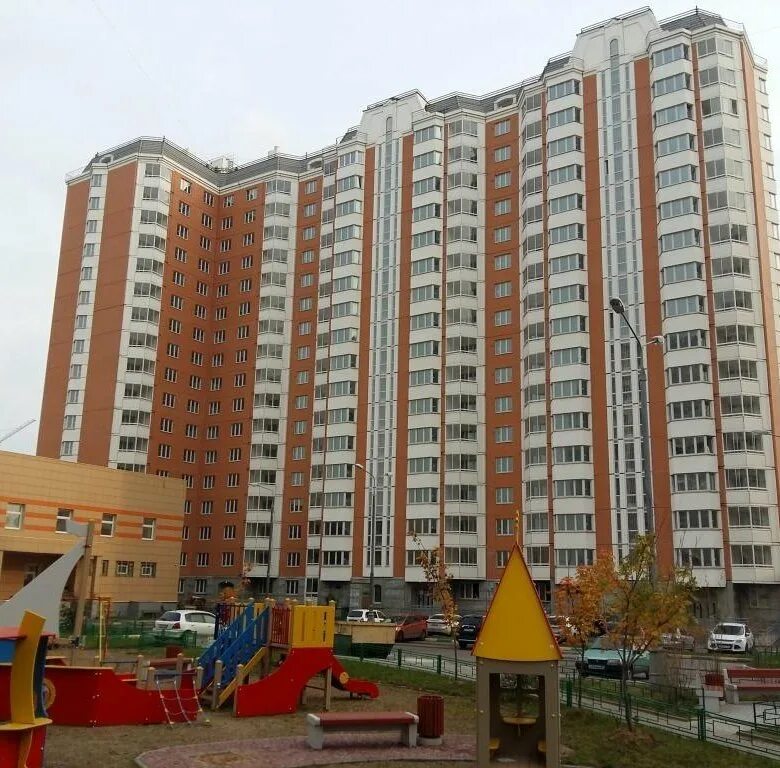 Жк среда рязанский проспект. Квартира в люблино. Квартира в москве новостройка некрасовка. Пик люблино цимлянская улица. Новостройки ювао.