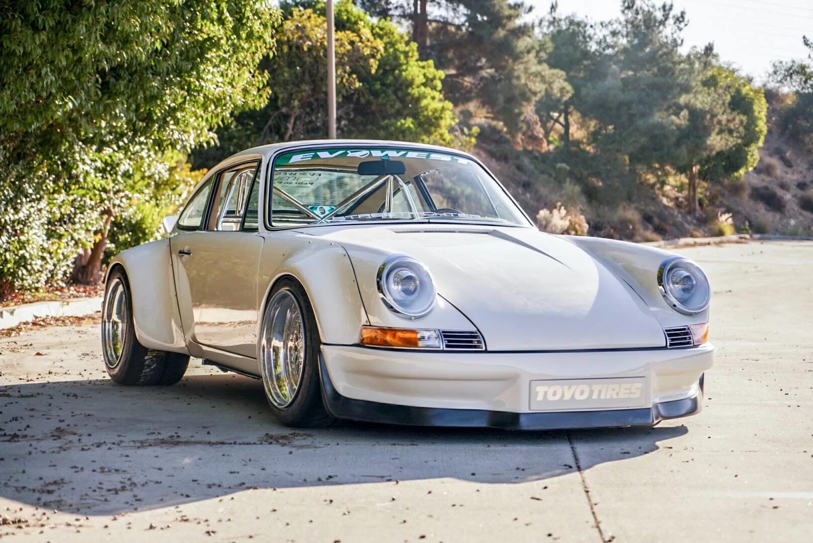 Машина порше 911. Старый порше. Porsche 911 1963. Porsche 911 targa. Porsche 911 carrera old.