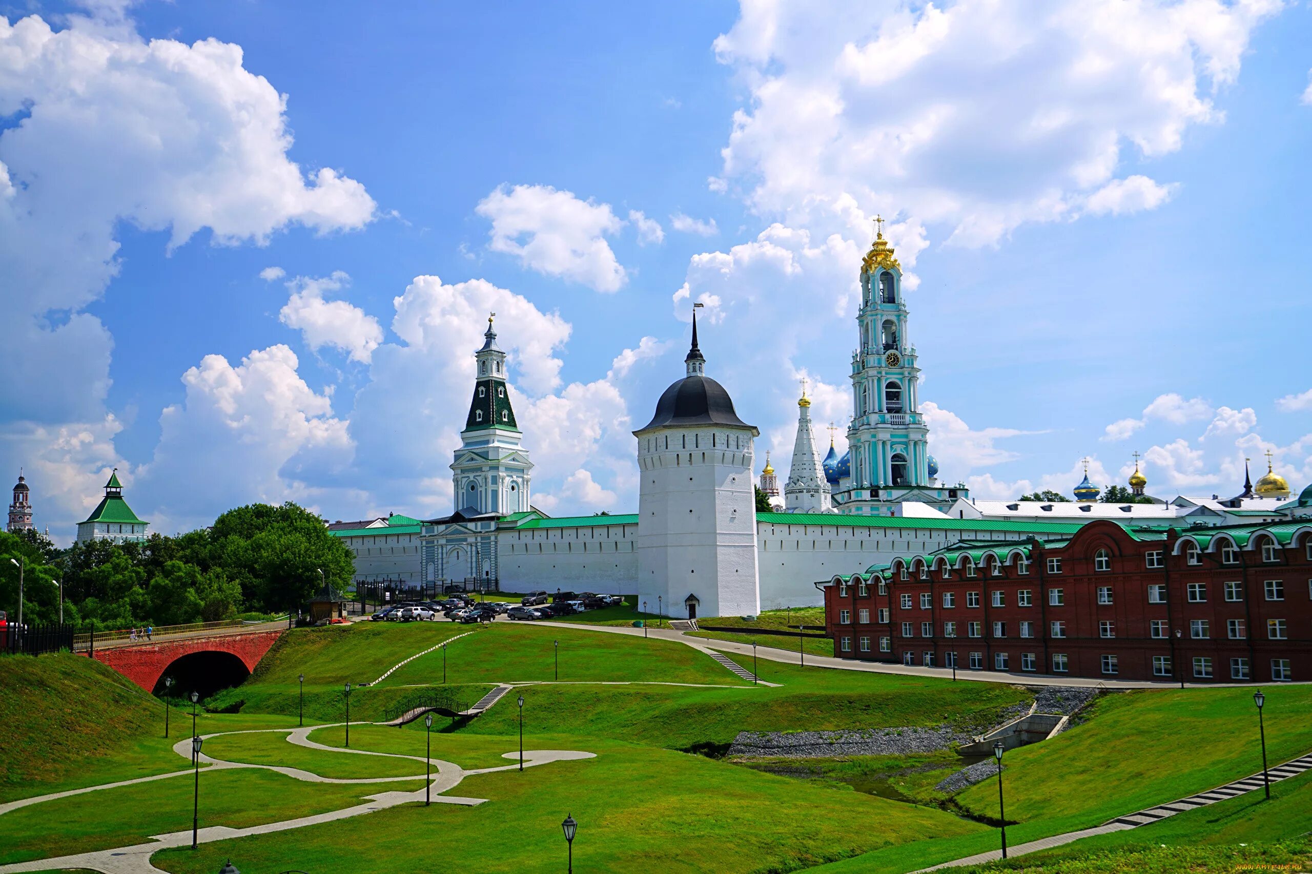 Экран московская область. Троице-Сергиева Лавра. Лавра Сергиев Посад. Свято-Троицкая Сергиева Лавра, г. Сергиев Посад, Московская обл. Сергиев Посад Кремль.