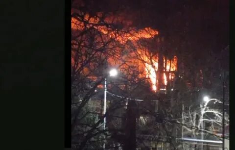 В туапсе горит нпз
