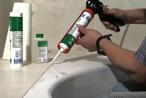 Снять герметик с акриловой ванны