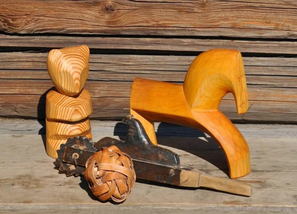 Старинные деревянные игрушки. Деревянные изделия для детей. Деревянные народные игрушки. Старинные игрушки из дерева. Русские деревянные изделия