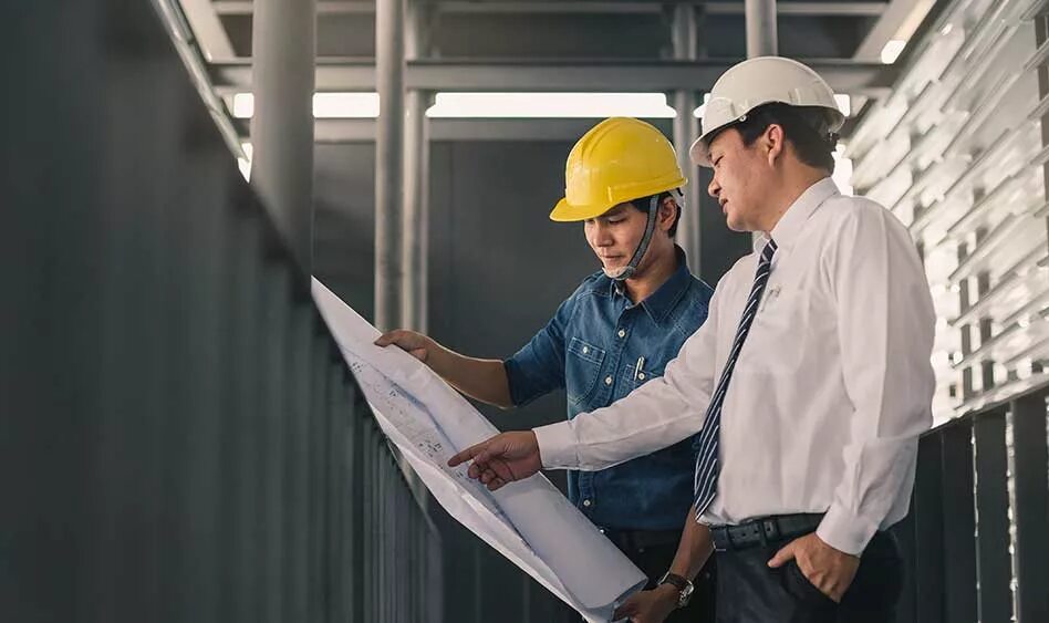 Her are engineers. Инженер. Проектировщик на стройке. Инженер по обследованию зданий. Инженер проектировщик.