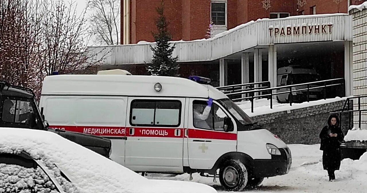 Ицгб искитим. Центральная городская больница Искитим. Главный врач Искитимской ЦРБ. Машины ЦГБ. Фельдшер Искитим ЦГБ.