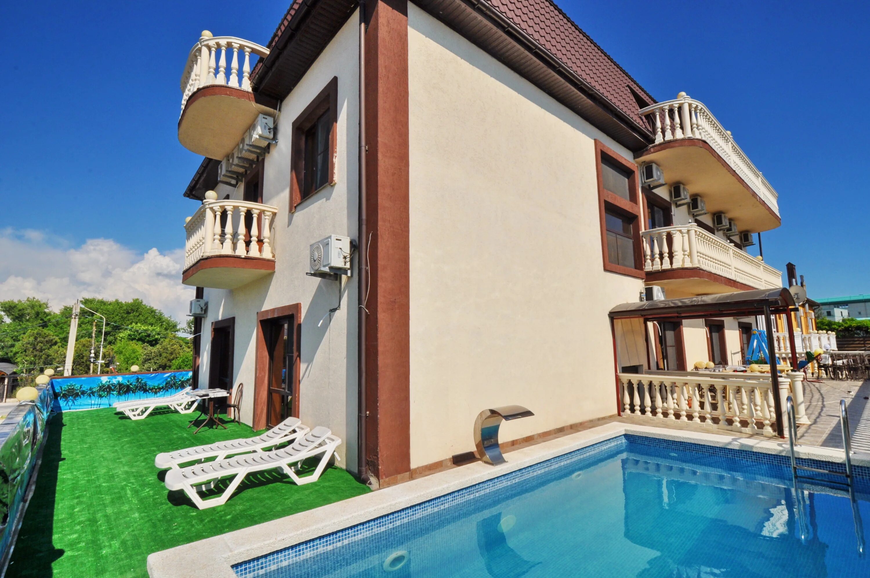 Гостиница витязево у моря с бассейном. Гостевой дом астери витязево. Отдых витязево 2024 с бассейном у моря. Отель атриум анапа витязево. Гостевой дом в витязево с бассейном 2023.