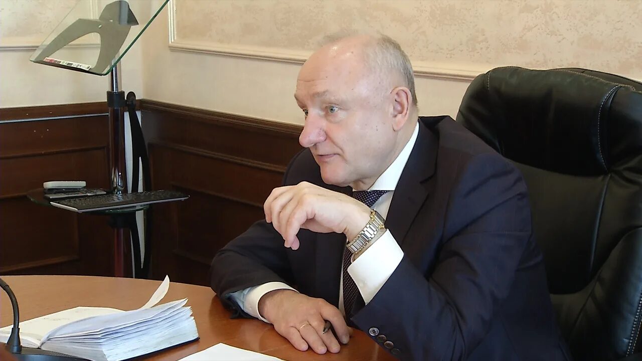 Карлик михаил александрович имисп. Руководители разных лет. Руководители разных лет. Маятников юрий михайлович. Руководители разных лет.