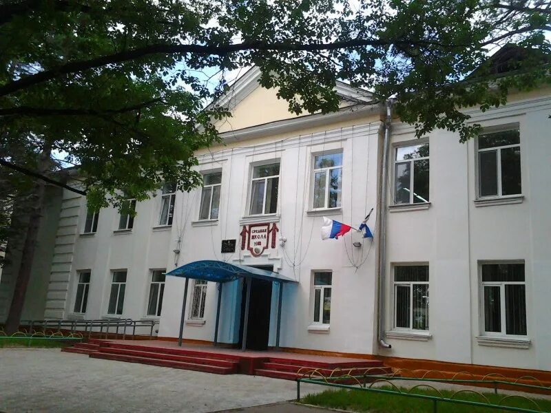 многопрофильный лицей хабаровск 202 воздушно десантной бригады. школа 40 хабаровск. школы г хабаровск. школы г хабаровск. а.