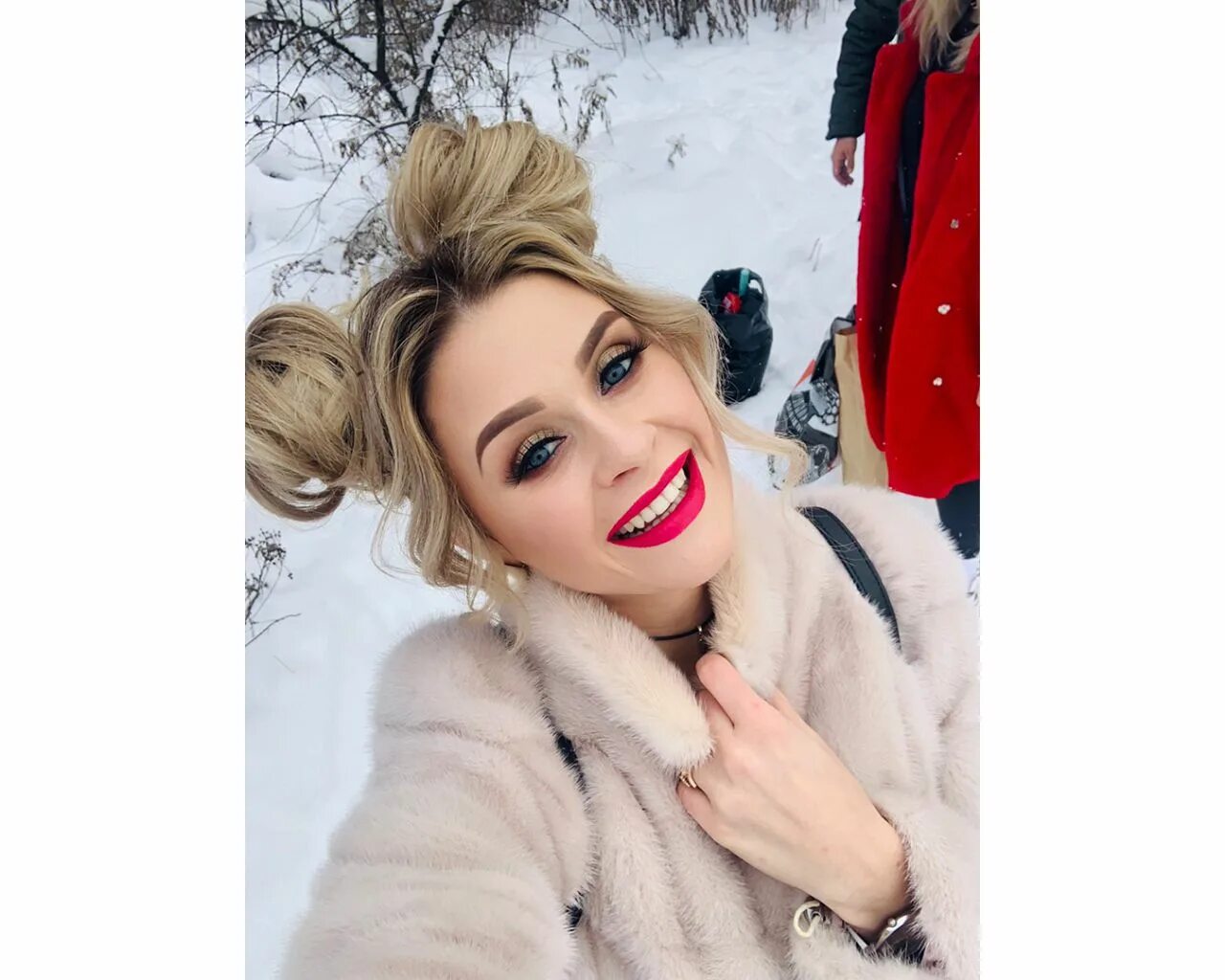 Helen yes биография. Helen yes 2022. Блоггер хелен ес. Хелен yes. Helen yes фото.
