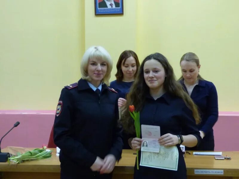 Томск улица пролетарская. Режим работы отдела по вопросам миграции. Управление по вопросам миграции томск. Управление по вопросам миграции герб. Отдел по вопросам миграции томск.