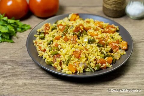 Приготовить булгур с курицей и овощами