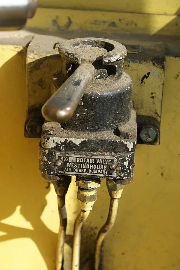 Westinghouse air brake company. Воздушный тормоз вестингауза. Воздушный тормоз вестингауза. Воздушный тормоз вестингауза. Пневматические тормоза.