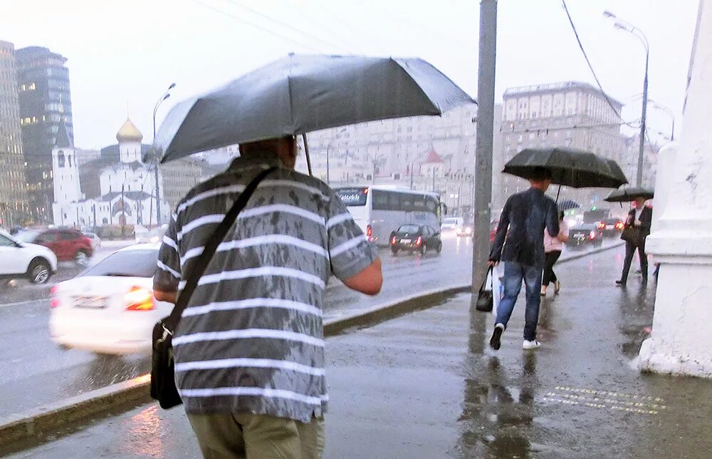 Самый дождливый месяц лета. Самый дождливый месяц. Самый дождливый месяц в Москве. Самый дождливый месяц в году. Самые дождливые месяцы Бусан.